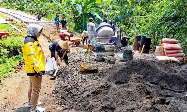 Dana desa bertujuan meningkatkan kesejahteraan dan pemerataan pembangunan desa melalui peningkatan pelayanan publik di desa, memajukan perekonomian desa. Foto: Kemenkeu RI