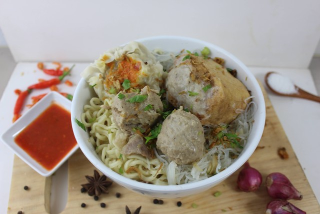 Bakso enak di Bali, foto hanya ilustrasi: Unsplash/Muhammad Arifin Nursalim