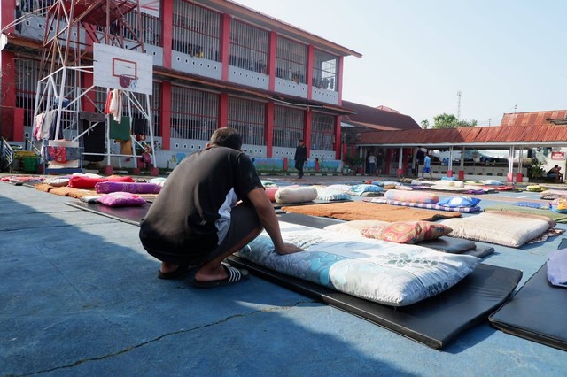 Warga Binaan Melakukan Pembersihan