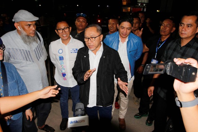 Ketua Umum Partai Amanat Nasional (PAN) Zulkifli Hasa Zulhas menghadiri PAN x Jakcloth di Semarang, Sabtu 7/10) malam. Foto: Dok. Istimewa