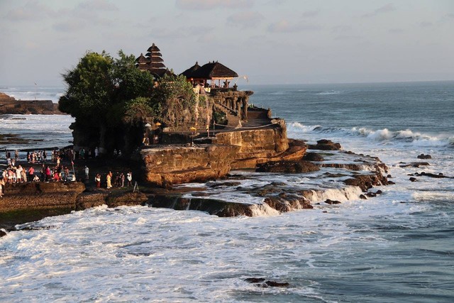 Ilustrasi Cara ke Tanah Lot. Sumber: pexels/Patrick Gamelkoorn