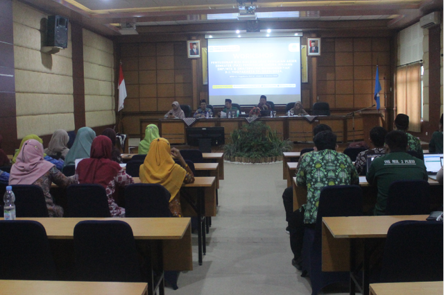 Achmad Muhammad, M.Ag., Ketua Majelis Dikdasmen dan PNF DIY saat membuka workshop penyusunan kisi dan soal PAS pembelajaran ISMUBA (Foto: Media Center Dikdasmenpnfdiy)