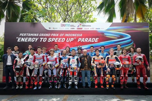Para riders Indonesian GP 2023 yang siap melakukan Riders Parade. Foto: Dok. InJourney