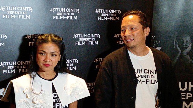 Nirina Zubir (tengah) dan Ringgo (kanan) saat ditemui di Kawasan Senayan, Jakarta Selatan. Foto: Aprilandika Pratama/kumparan