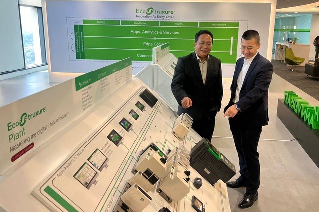 Produsen peralatan listrik Schneider meluncurkan smart pumping dengan konstruksi ecostruxure untuk mendukung pengolahan air yang berkelanjutan. Foto: Schneider