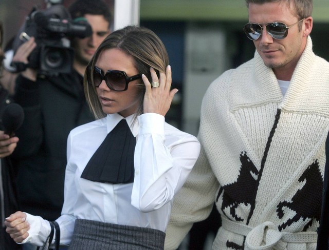 Victoria Beckham punya 15 cincin tunangan dari David Beckham. Foto: AFP/Giulio Napolitano