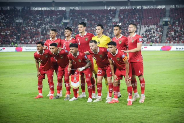 Pemain Timnas Indonesia saat melawan Brunei Darussalam pada pertandingan Kualifikasi Piala Dunia 2026 Zona Asia di Stadion Gelora Bung Karno, Jakarta, Kamis (12/10/2023). Foto: Jamal Ramadhan/kumparan