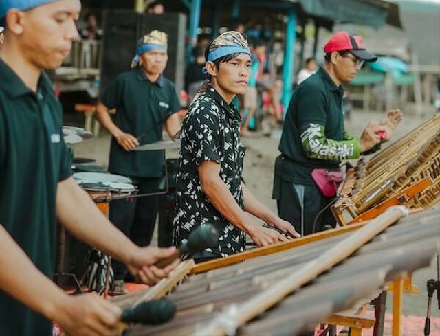 Ilustrasi cara ke Saung Angklung Udjo. Sumber: unsplash.com/ Fairuz Zaki