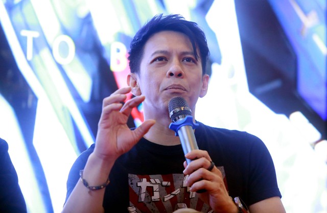 Musisi Ariel Noah saat hadir Press conference pameran  Gundam di Hobby Exhibition, Mall Taman Anggrek, Jakarta, Jumat, (13/10/2023).  Foto: Agus Apriyanto