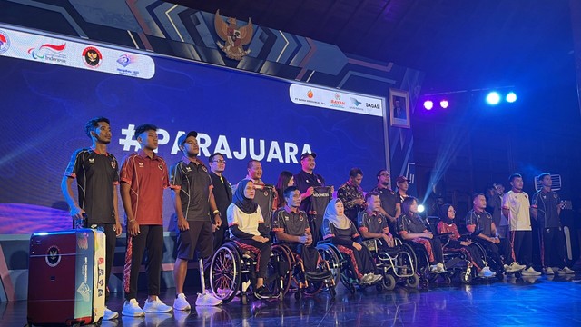 Launching Jersey kontingen Indonesia untuk Asian Para Games di Pendopo Balaikota Solo, Solo, pada Jumat (13/10). Foto: Jodi Hermawan/kumparan