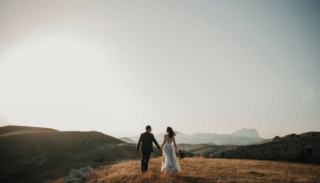 Ilustrasi Ucapan Wedding Bahasa Inggris  Sumber Unsplash/Foto Pettine