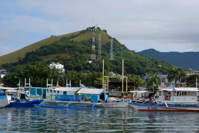 Penampakan Gunung Tapyas di Coron Town, Palawan, Filipina. Foto: Rizki Baiquni Pratama/kumparan