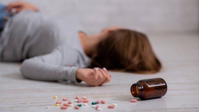 Dalil dan Hadits tentang Bunuh Diri dalam Islam | kumparan.com