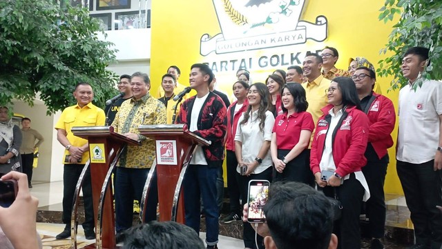 Airlangga Pamerkan Kader Golkar Berusia Di Bawah Tahun Di Hadapan