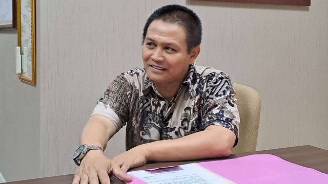 Ali Makhmudin (49), eks napiter kasus bom Thamrin Jakarta saat mengadukan kasusnya ke Polda Jateng. Foto: Dok. Istimewa