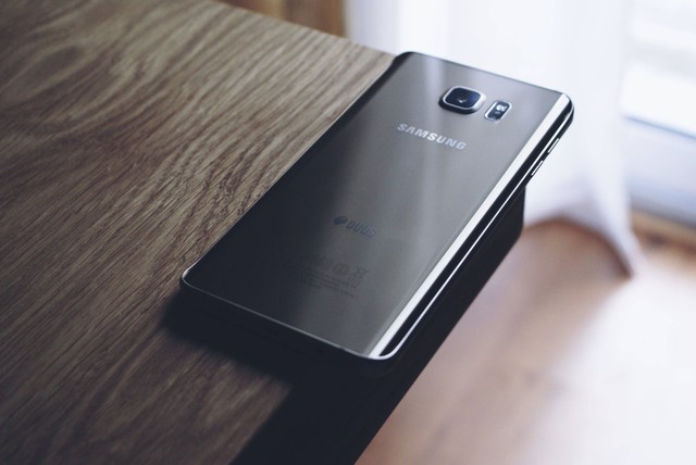 2 Cara Screen Record Samsung. Foto: Pexels/John Tekeridis.