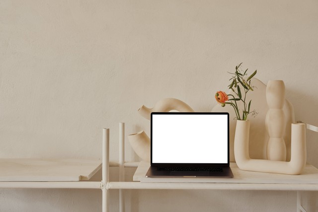 Ilustrasi cara screenshot layar laptop, Pexels/ukovskaya