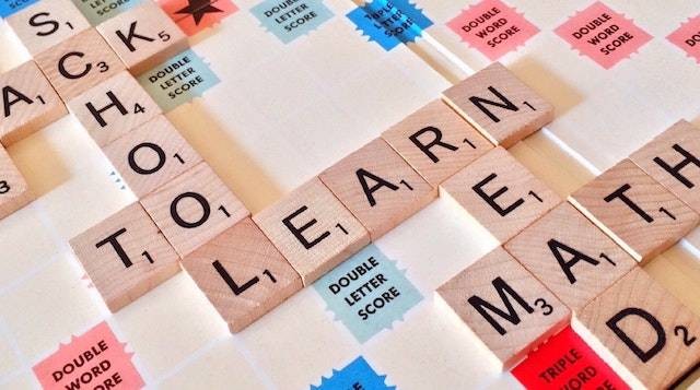 contoh kalimat irregular verb. Sumber: pexels.com/Pixabay