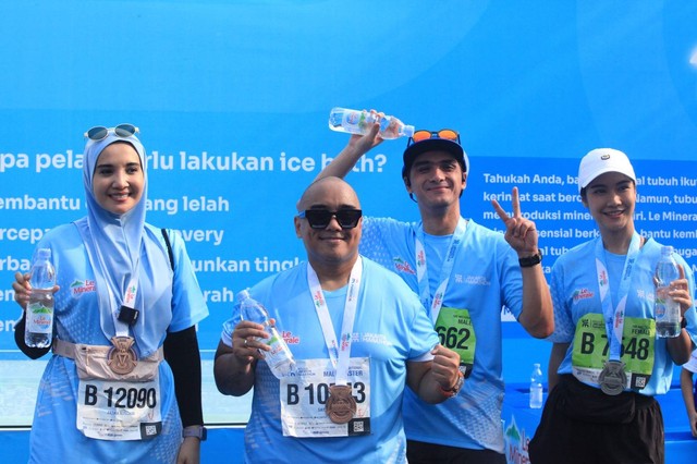 Le Minerale dipercaya sebagai hydration partner bagi para pelari pada Jakarta Marathon 2023. Foto: dok. Istimewa