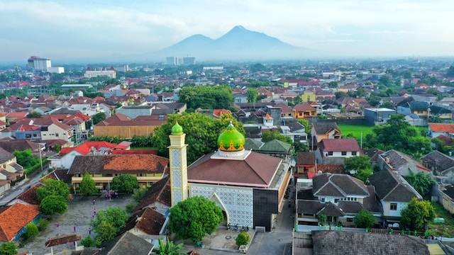 Ilustrasi masjid tertua di Kota Jakarta, sumber foto: unsplash.com/Masjid Pogung Raya