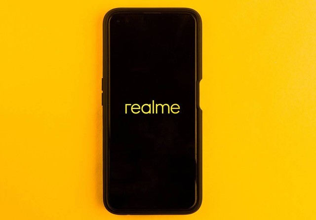 Ilustrasi cara mengaktifkan multi pengguna realme. Foto: Pexels/Sanket Mishra