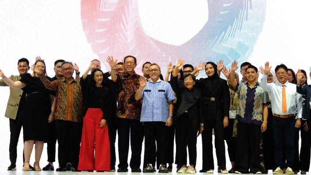 Mendag Zulhas hadiri Jakarta Fashion Week. Foto: Kemendag RI