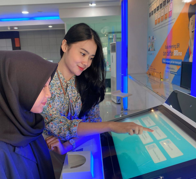 Digital CS BRI demi membantu mempermudah dan meningkatkan pelayanan perbankan. Foto: Dok. BRI