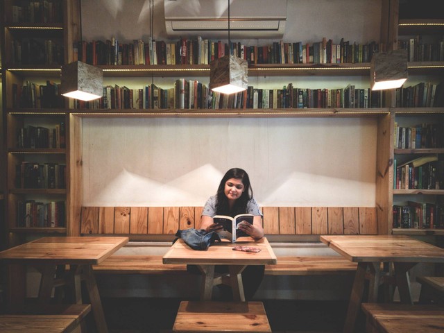 Ilustrasi Kunci Jawaban Bahasa Indonesia Kelas 10 Halaman 63 Kegiatan 2. Sumber: Unsplash/Praveen Gupta