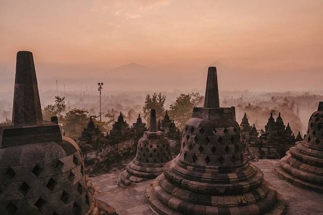 Ilustrasi keunikan Candi Borobudur, sumber foto: unsplash.com/Steffen B.