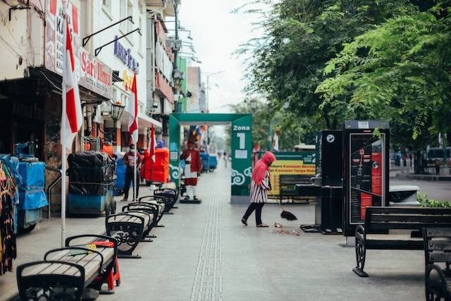 Ilustrasi nama jalan di Yogyakarta yang terkenal, sumber foto: unsplash.com/Farhan Abas