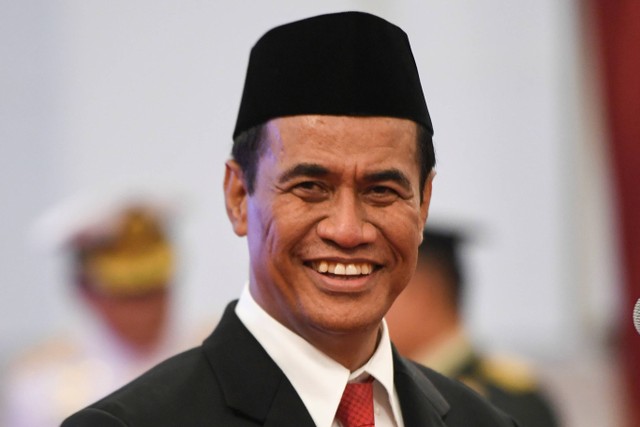 Amran Sulaiman bersiap dilantik menjadi Menteri Pertanian di Istana Negara, Jakarta, Rabu (25/10/2023). Foto: Hafidz Mubarak A/ANTARA FOTO