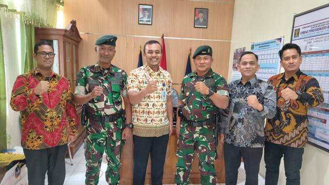 Jalin Sinergitas, Lapas Idi Terima Kunjungan Kompi A & C Yonif Raider Khusus 111 /Karma Bhakti, Sumber Dokumentasi : Humas Lapas Idi