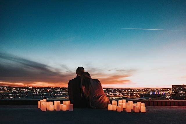 Ilsutrasi tempat wisata romantis di Yogyakarta. Sumber: Unsplash/ Nathan Dumlao. 