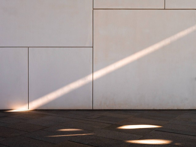 Ilustrasi Negative Space. Sumber foto: Unsplash
