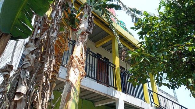 Rumah kontrakan terkait penangkapan terduga teroris di Bekasi. Foto: kumparan