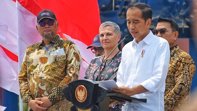 Presiden Jokowi bersama dubes Australia Penny Williams meresmikan Proyek SPALDT IPAL Sungai Selayur Palembang beberapa waktu lalu, Sabtu (2810) Foto: ary priyanto/urban id