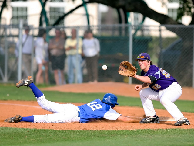 Ilustrasi apa itu permainan softball. Sumber: pexels.com/Pixabay.