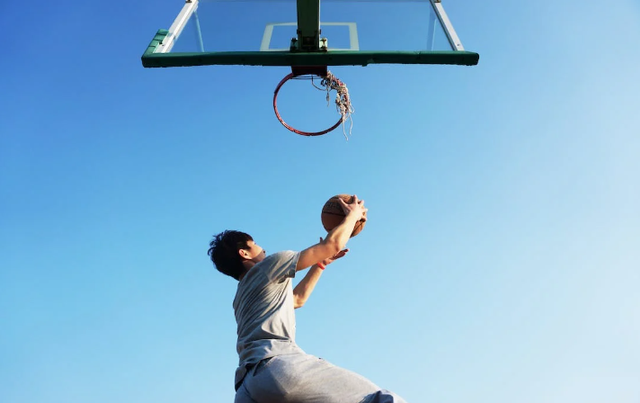 Cara gerak dasar lay-up shoot. Sumber: Pexels/Pixabay