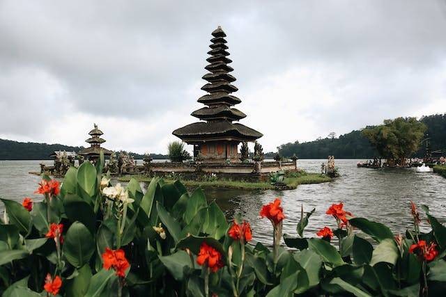 Pura terkenal di Ubud. Sumber: pexels.com