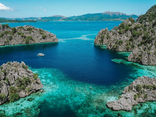 Ilustrasi Pantai Watu Lawang Jogja, sumber: unsplash/JohnHernandez