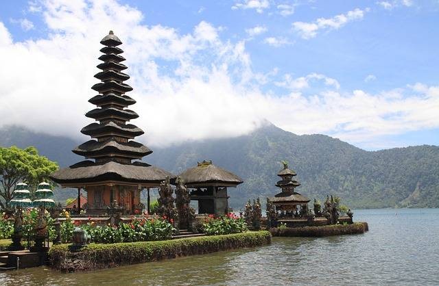 Ilustrasi Daerah Bali. Sumber Gambar: Pixabay