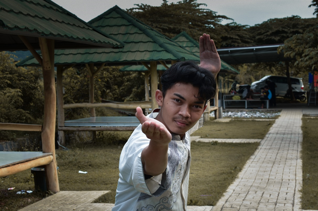 Perlengkapan pada pertandingan pencak silat. Foto Hanya Ilustrasi. Sumber foto: Unsplash/Haddad Azfa