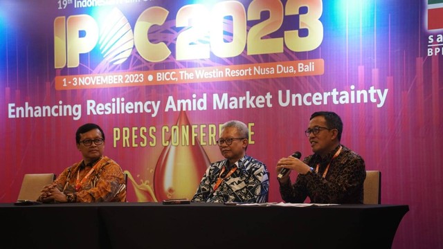 Direktur Jendral Perdagangan Dalam Negeri Kemendag, Isy Karim dalam konferensi pers Indonesian Palm Oil Conference (IPOC) 2023 di Hotel Westin Bali, Kamis (2/11). dok. GAPKI