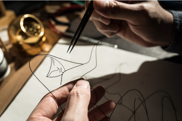 Ilustrasi cara memasarkan produk kerajinan dari bahan limbah. Sumber foto: pixabay/ lshoon2211