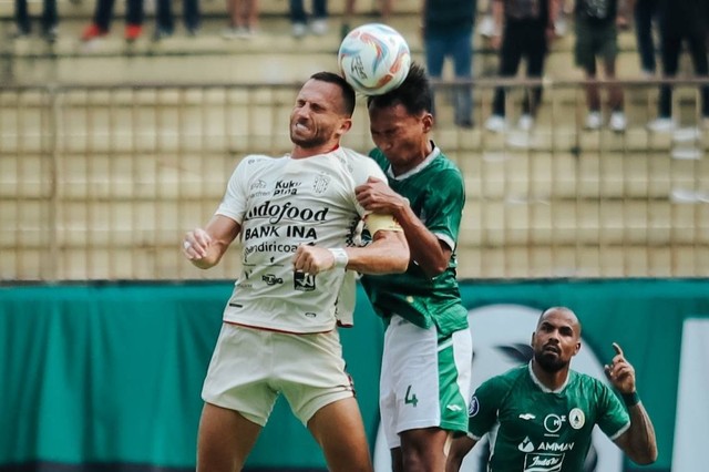 PSS Sleman melawan Bali United pada pertandingan lanjutan Liga 1 di Stadion Maguwoharjo, Sleman, DI Yogyakarta, Jumat (3/11/2023). Foto: Instagram/@pssleman