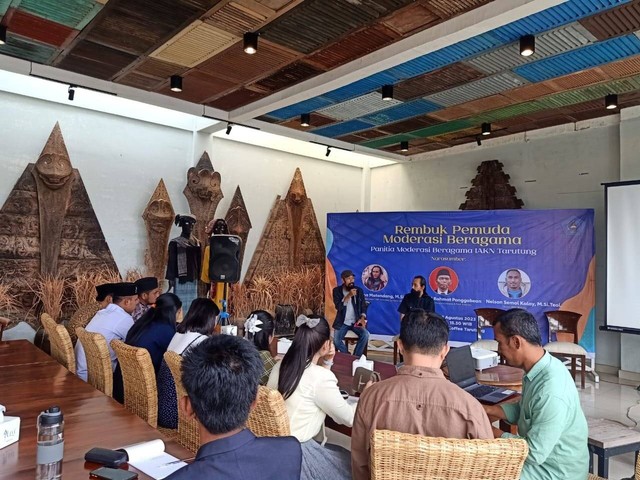 Rembug Pemuda Lintas Agama di Tarutung, Tapanuli Utara, Sumatera Utara. Foto: Koleksi Pribadi