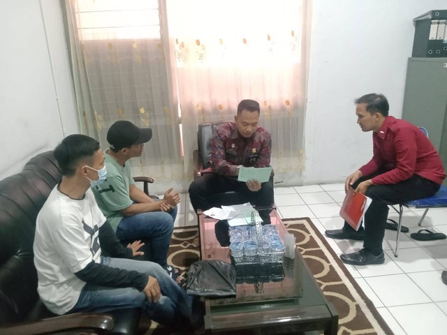 Kasi BKD memberikan bimbingan saat penerimaan Klien