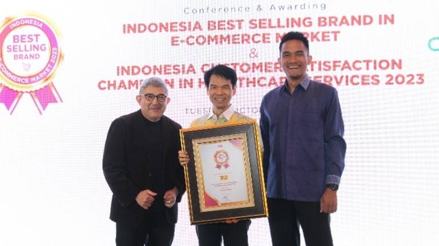 Tolak Angin Sido Muncul raih Best Selling Brand in E-commerce 2023. Foto: Dok. Istimewa