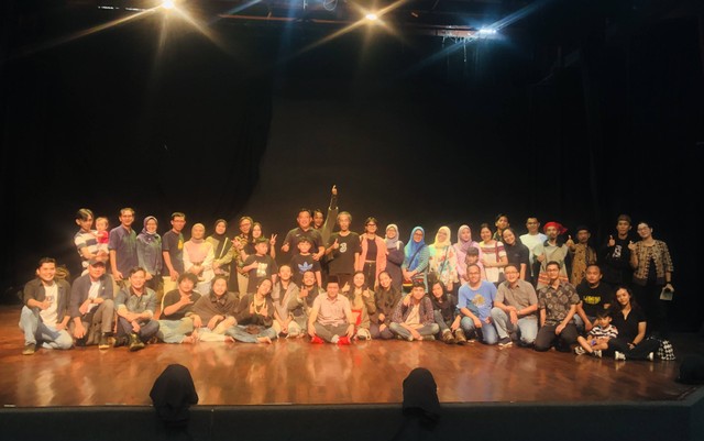 Pertunjukkan Pilgrim 2: Lika-liku Menemukan Jawaban dengan Melawan Diri Sendiri (2)