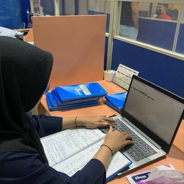 Dokumentasi Saat Saya Memasukan Data Setiap Departemen Perusahaan kedalam Excel ( Mengorganisir Data Merupakan salah satu tugas assisten eksekutif )